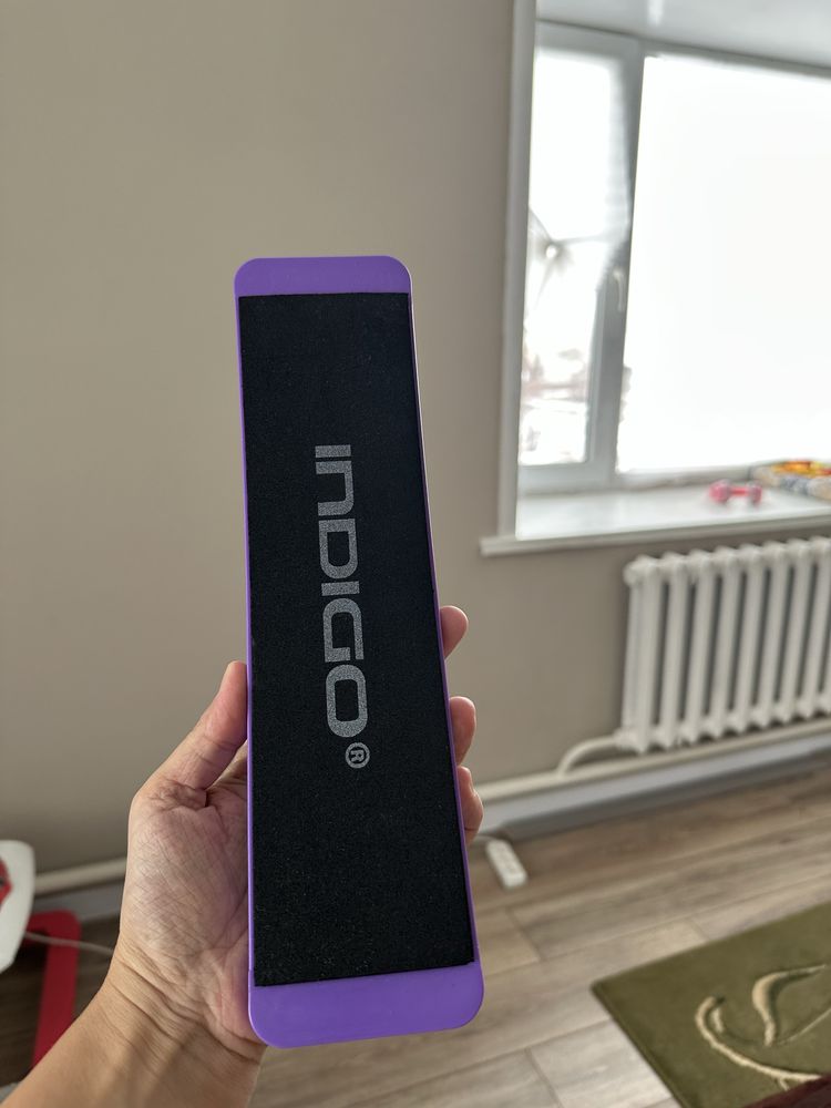 Продам спиннер 4тыс.