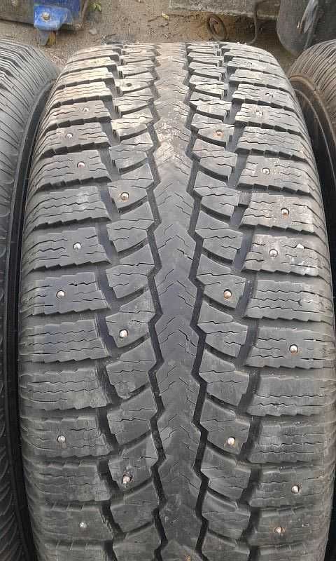 Шины 255/55 R18 - "Maxxis Presa Spike SUV" (Китай), шипованные.