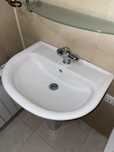 Раковина Laufen. Смесители Grohe.