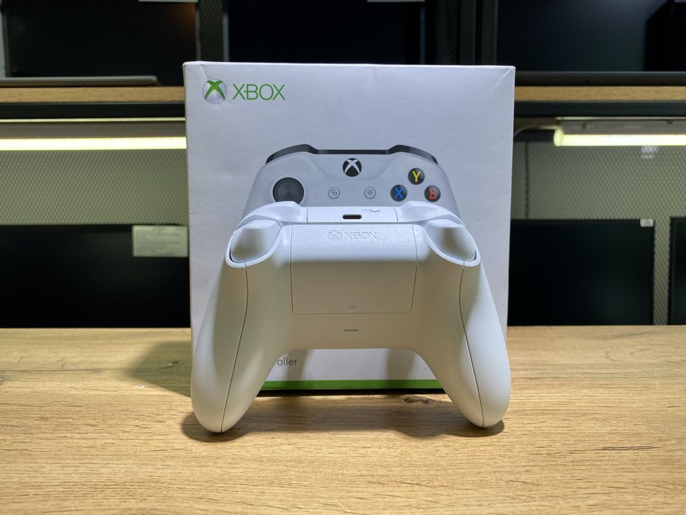 Геймпад для XBOX, белый, в отличном состоянии, 10396/А10