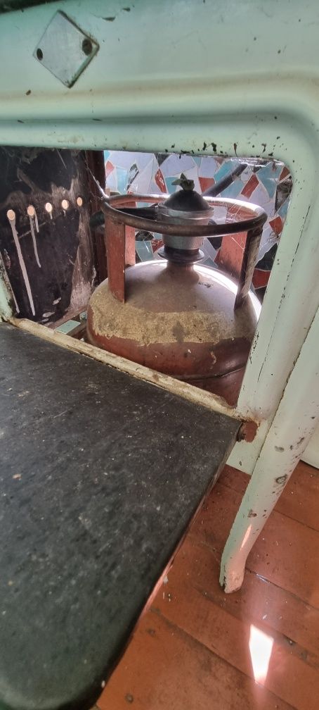 Газовые балоны продам в наличие 2 шт