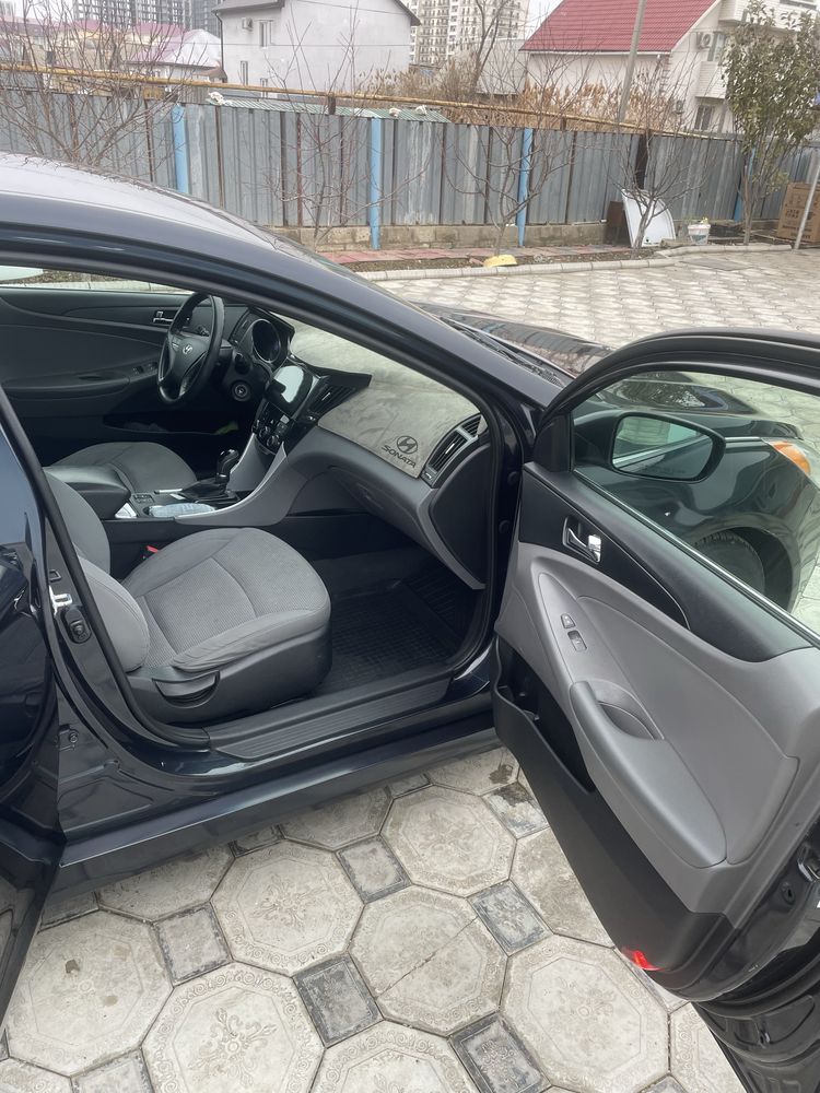 Продам Hyundai Sonata YF