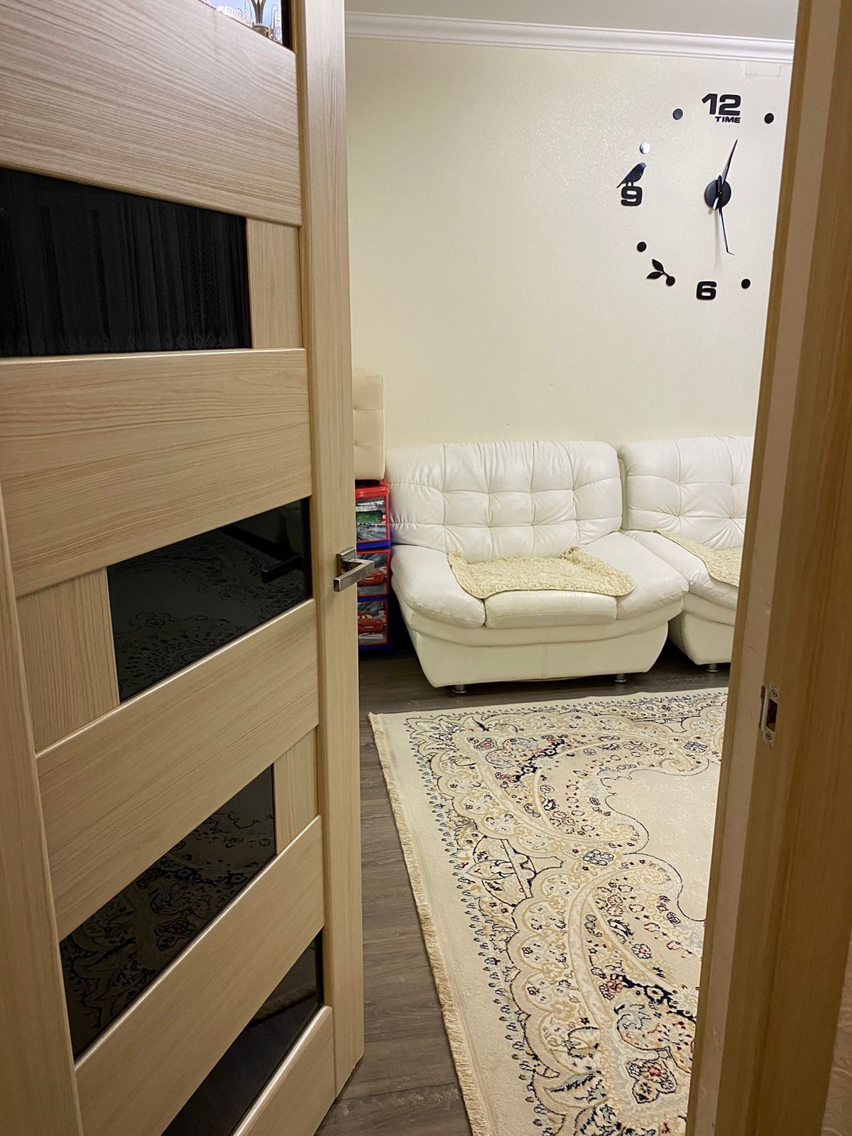 Продается 3-комн (3-50, 1 эт)