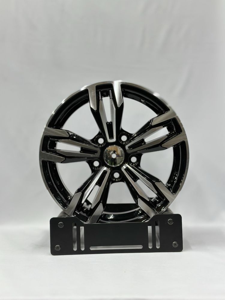 Продается Комплект Диск R15 5x114