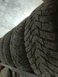 Продам зимнюю резину 4 баллона 235/55r18 цена 22000 за все четыре