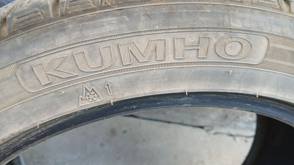 Продам шины 225/45/17