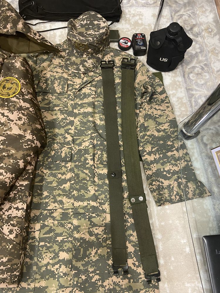 Продаю военную форму, полный комплект на военную кафедру.
