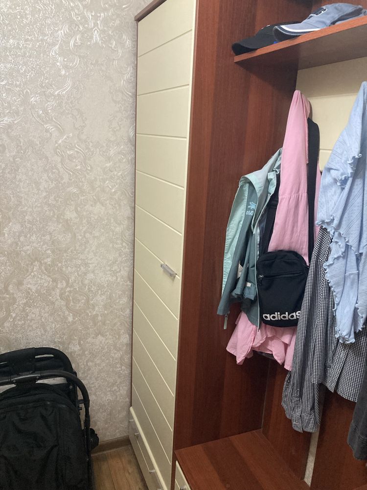 Продам прихожую в хорошем состояние