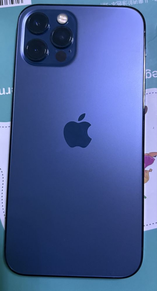 Iphone 12 PRO (смартфон)