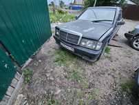 Продам машину  Мерседес 190