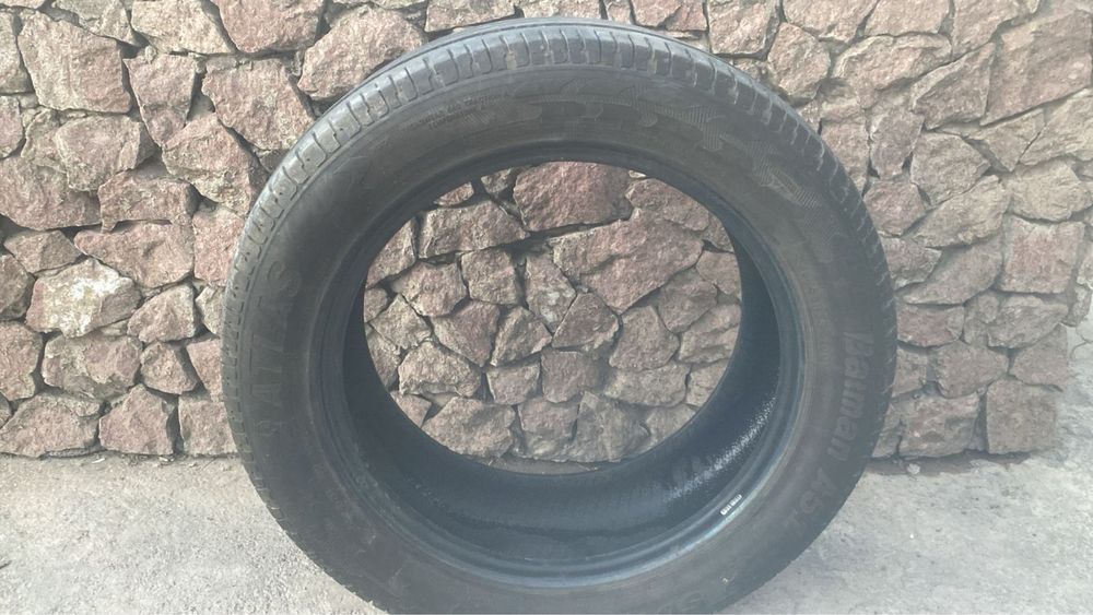 Шина 235 55 R18 комплект