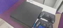 Продам Sony Playstation 4.