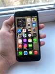 Продам iPhone 7 айфон