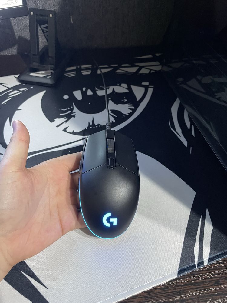 Logitech     G102