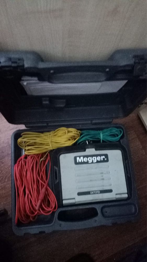 Продаю тестер сопротивления заземления Megger DET3TD