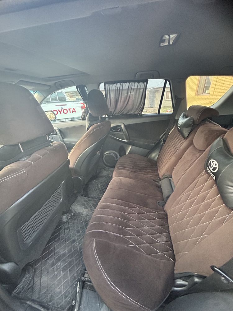 Toyota Rav 4 2011