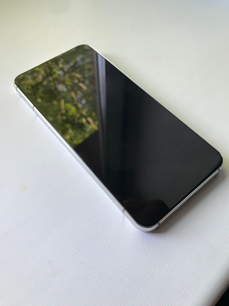 Samsung s22 корейский , идеальное состояние