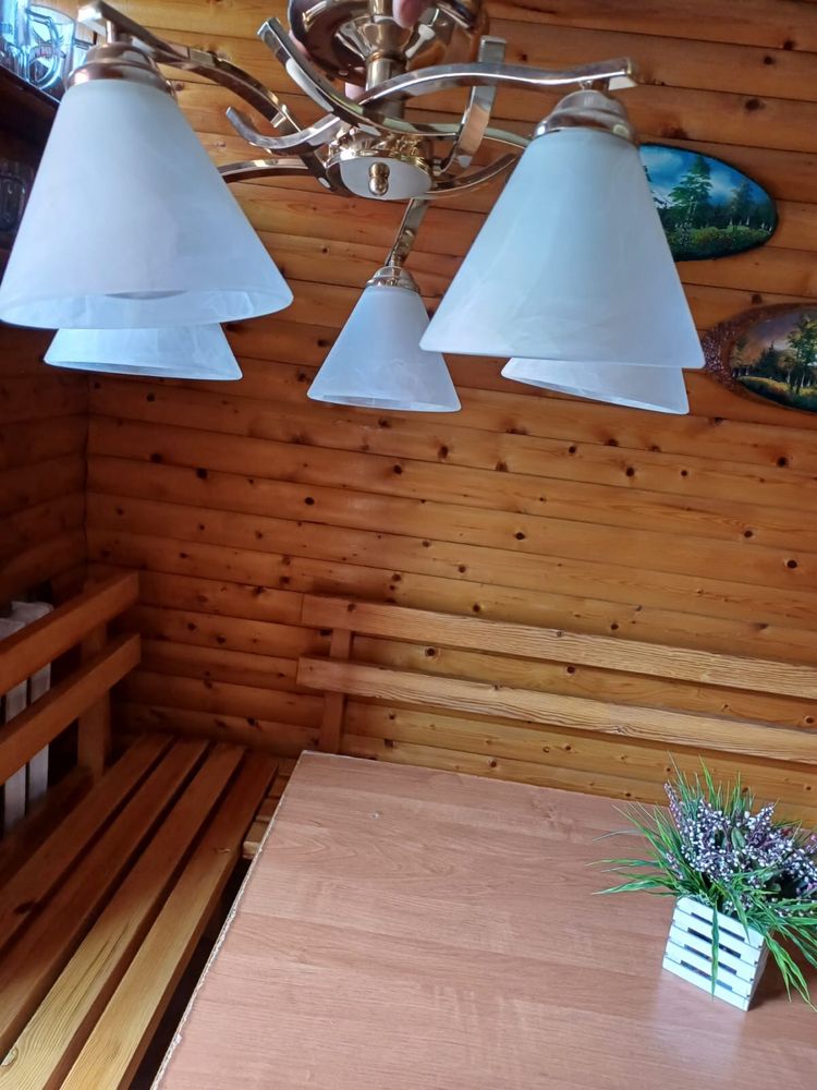 Люстра на 5 ламп, лампы в комплекте