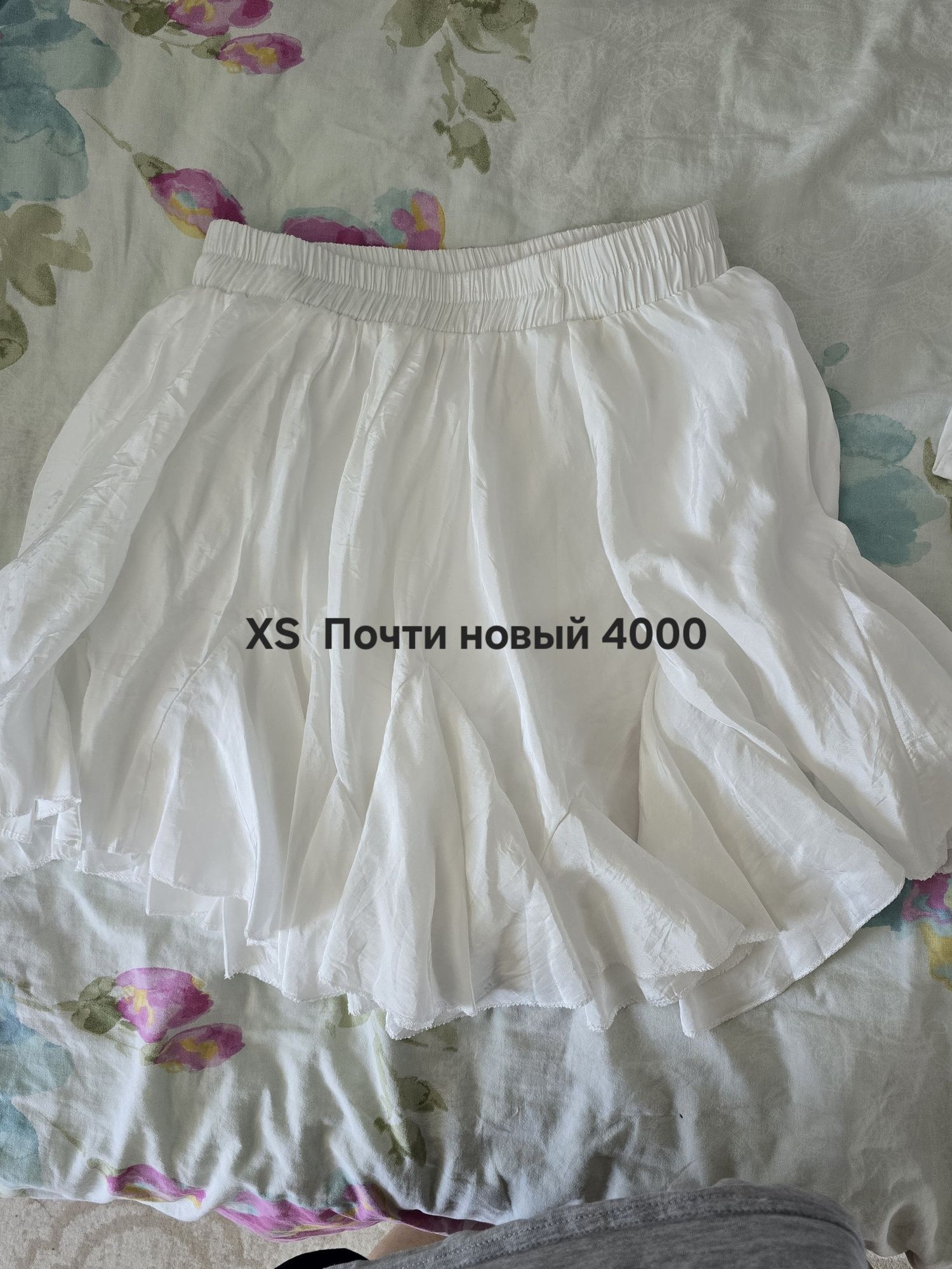 Продам одежду( юбки, шорты, топы, футболки