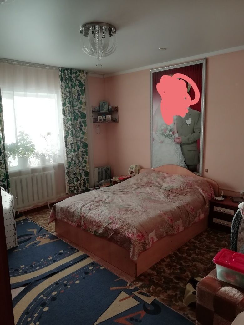 Продам или обменяю на квартиру в городе  Павлодаре  4-х комнатный дом