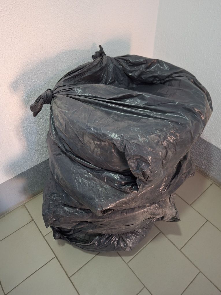 Продам срочно 225/55/18 нокиан нордман