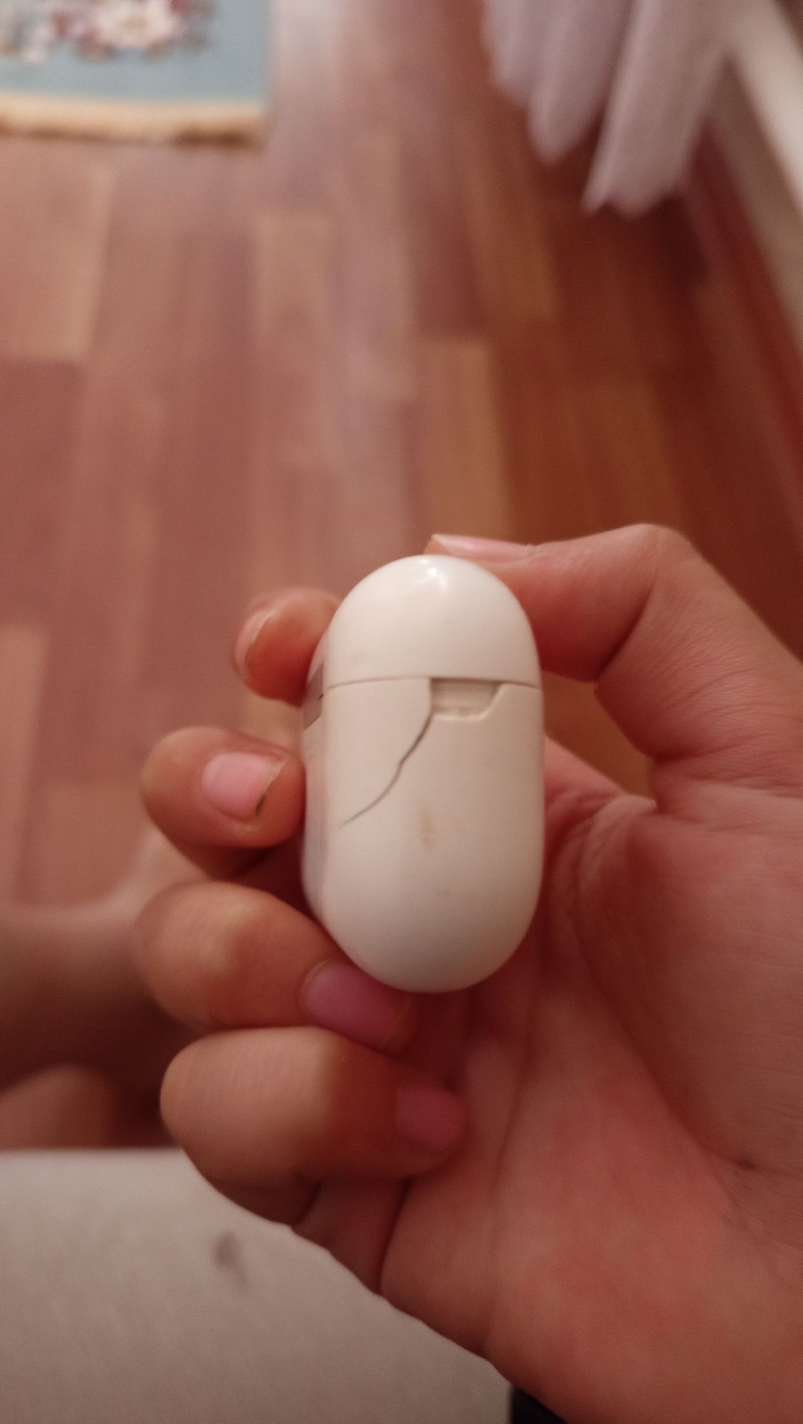 Airpods pro 1 ухо не работает