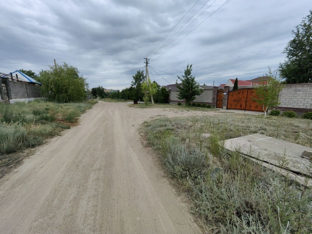 Продаётся земельный участок, мкр  Спутник