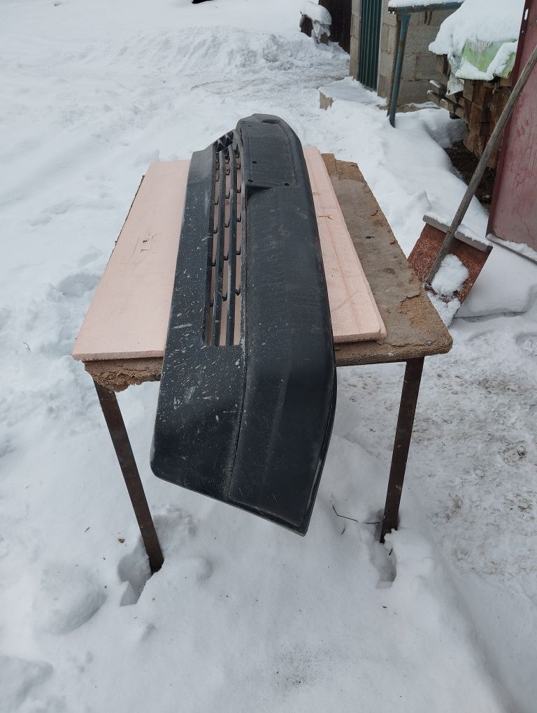 Продам бампер в оригинале
