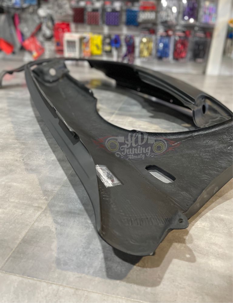 Крылья передние сток Subaru Impreza GC/GF