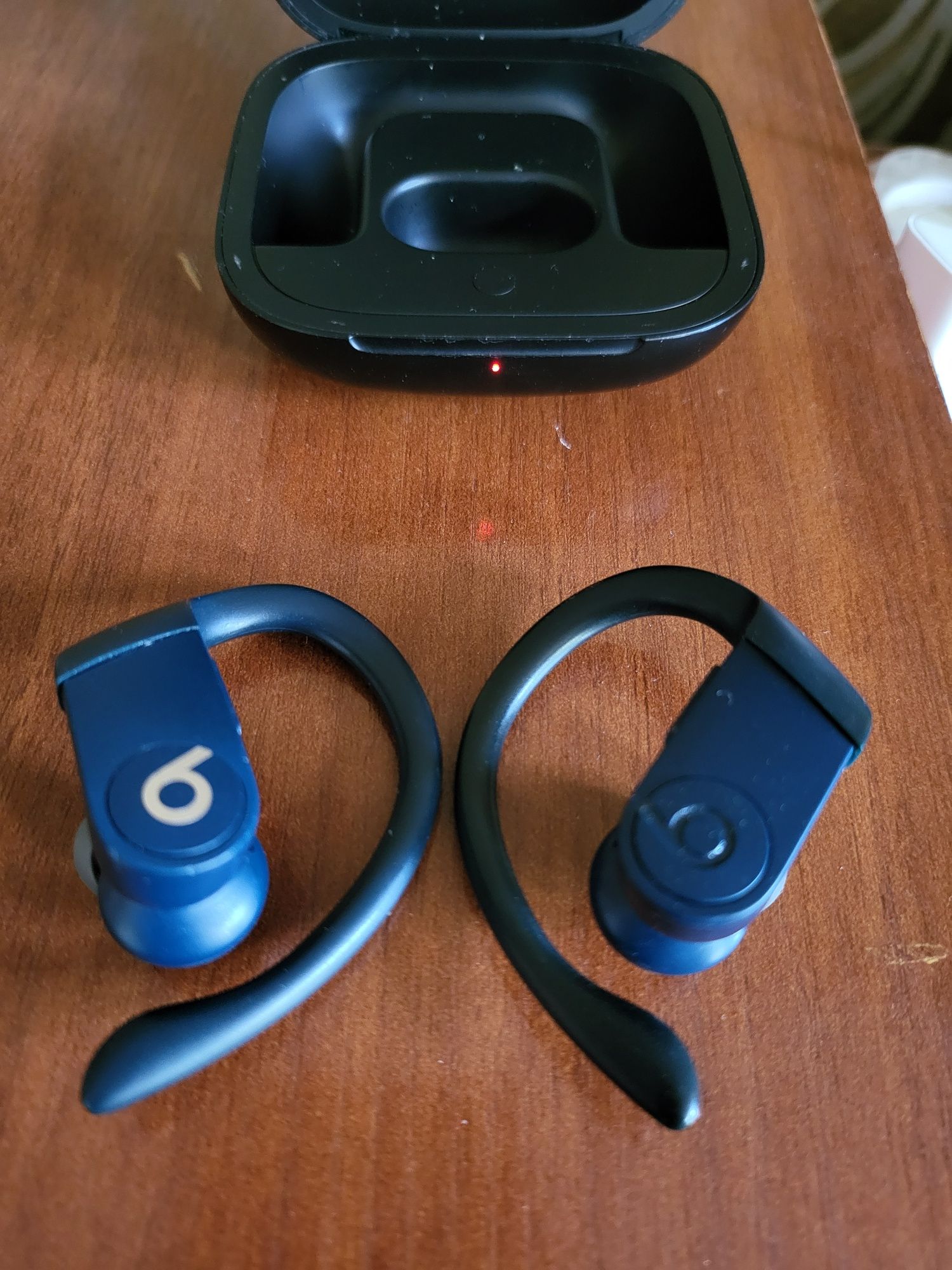 Power Beats Pro b