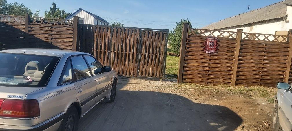 Продам заборную доску. А также изготовим любой деревянный Забор и покр