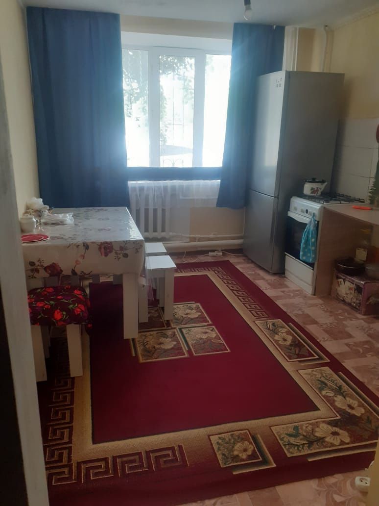Продам 1к.кв в 11мкр.цена 6млн700
