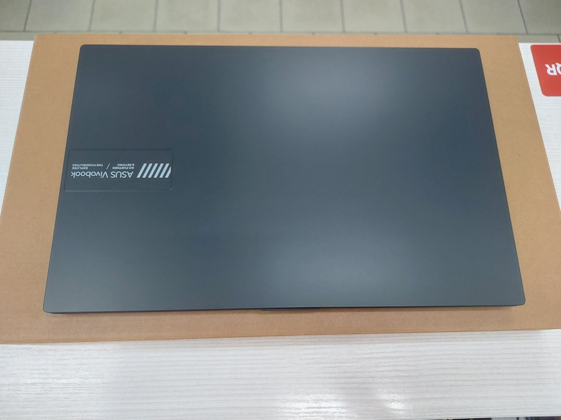 Новые Asus 8 ядер (Core i3-N305, 8 Gb DDR5)