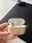Продам Airpods pro первое поколоние