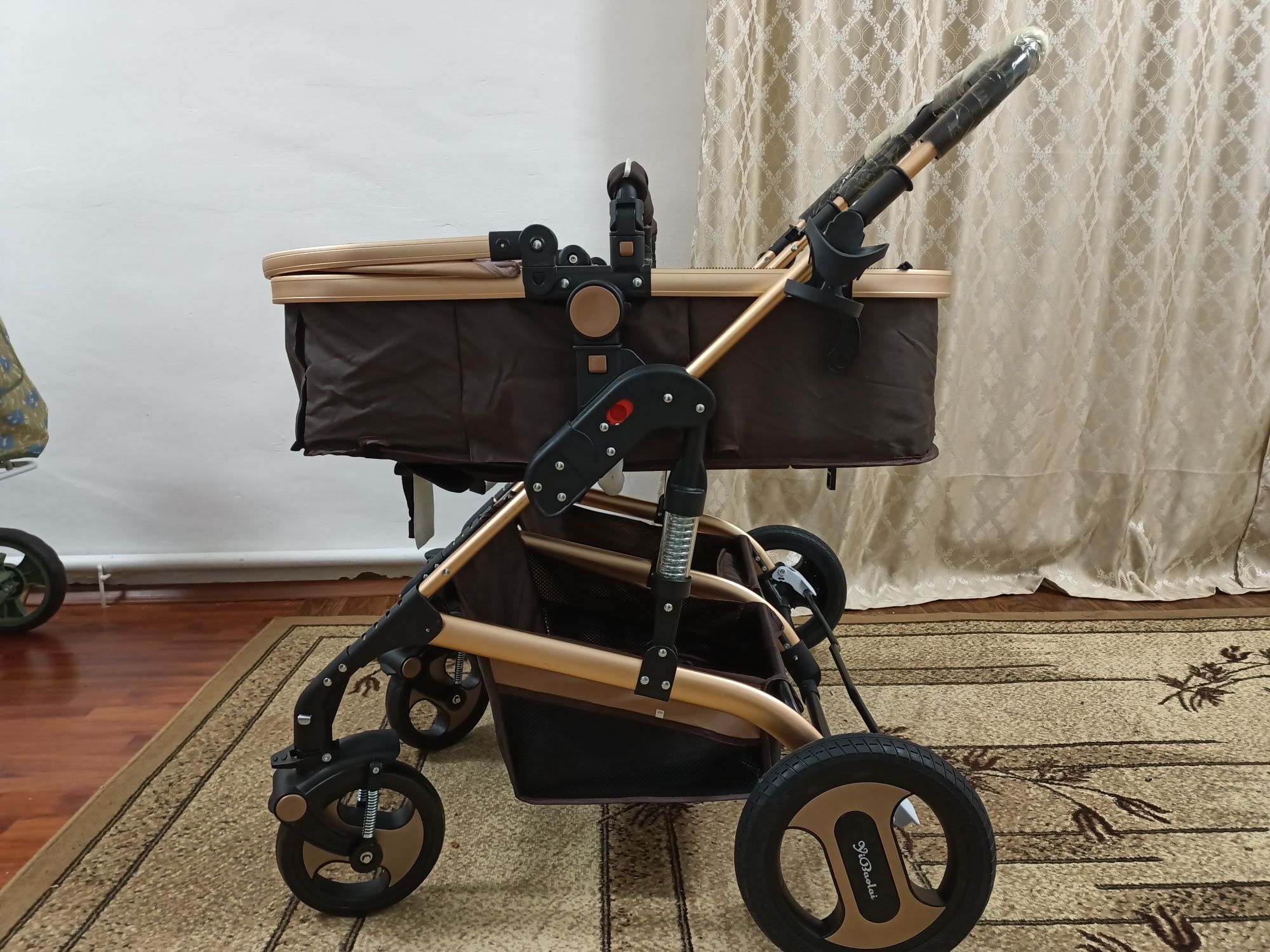 Продам 2х местную коляску