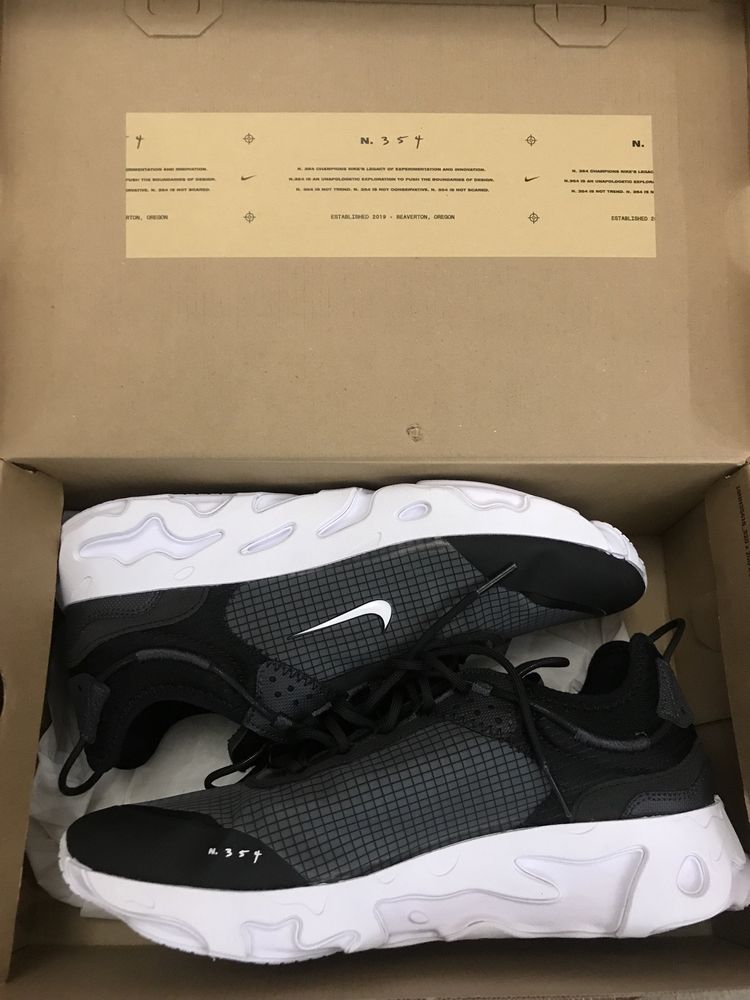 Кроссовки ориг Nike React Live 41.5 ru size