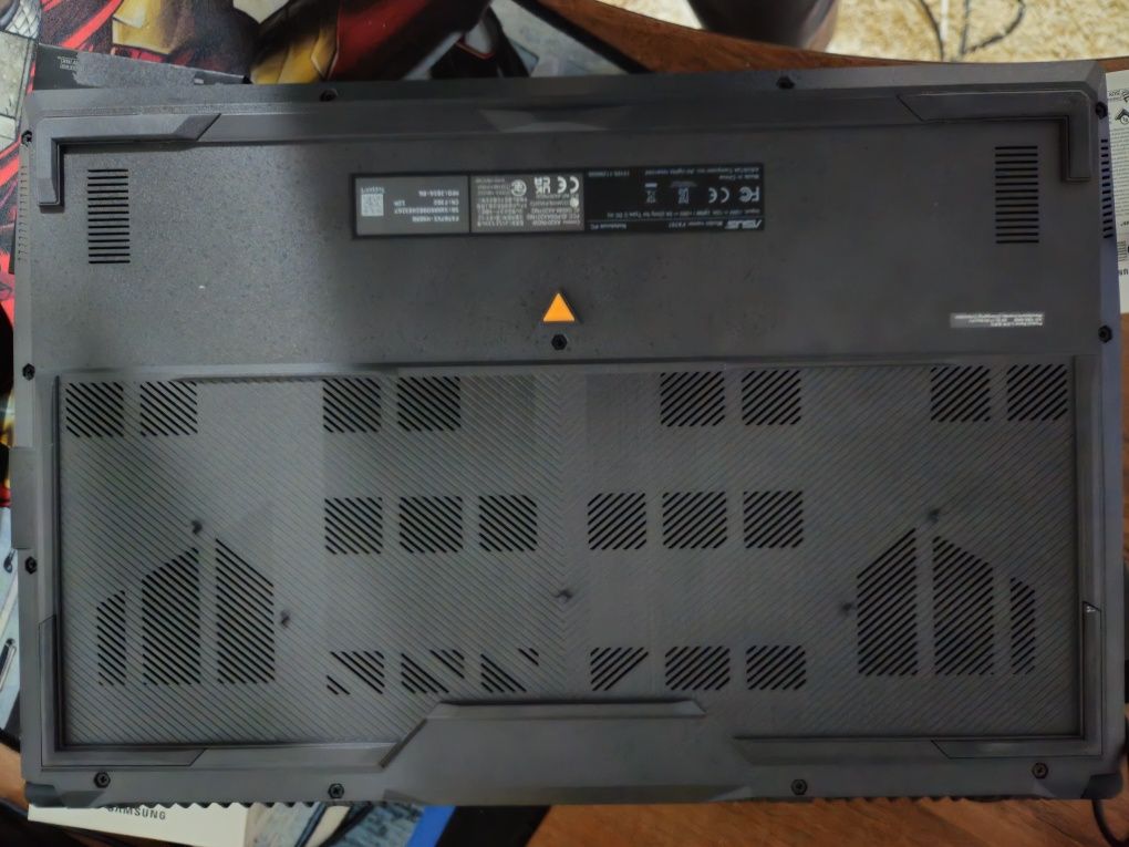 Продам Игровой ноутбук ASUS TUF Gaming 17.3"
