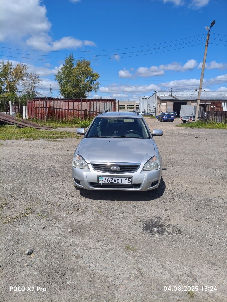 Продам Приору 2013