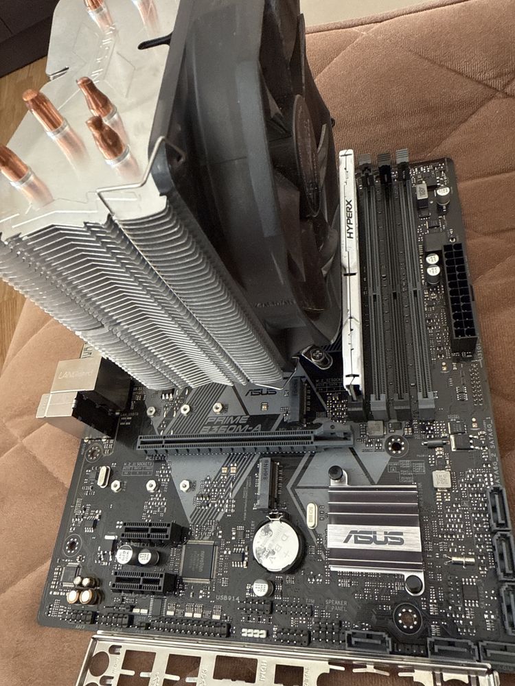 Мат плата Asus Prime B360M-A + процессор I5-9600k + ddr4 16 gb