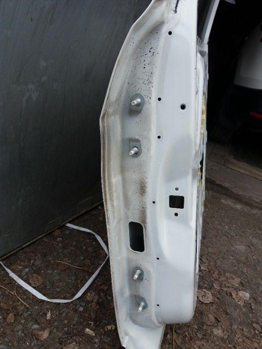 Передняя правая дверь Nissan Qashqai