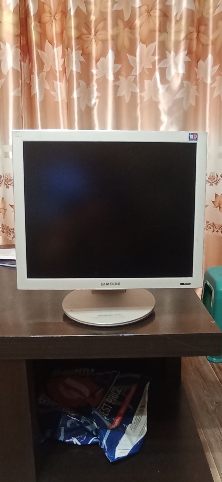 Продам монитор старый от Samsung 173p