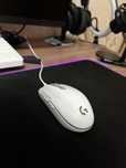 Продам мышку logitech
