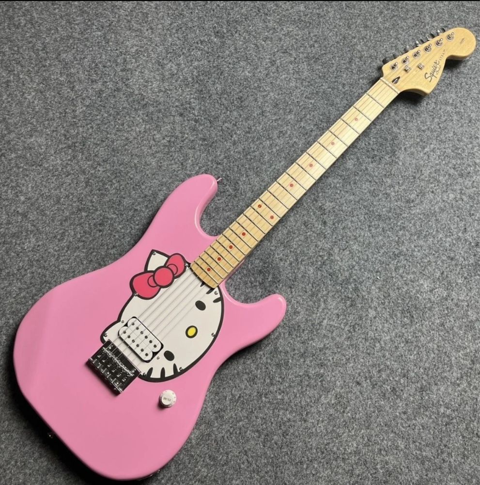Гитара hello kitty by fender