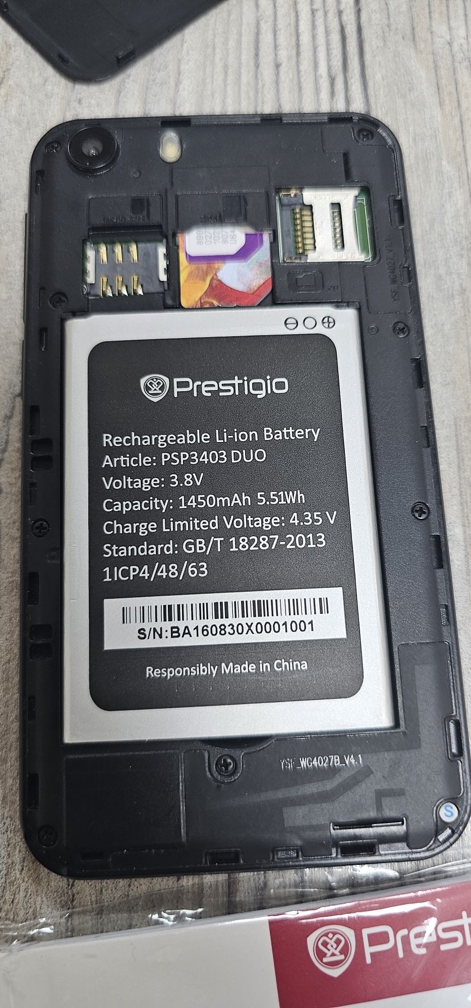 Смартфон Prestigio Wize L3.