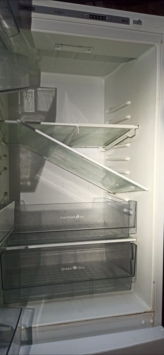 Продам холодильник