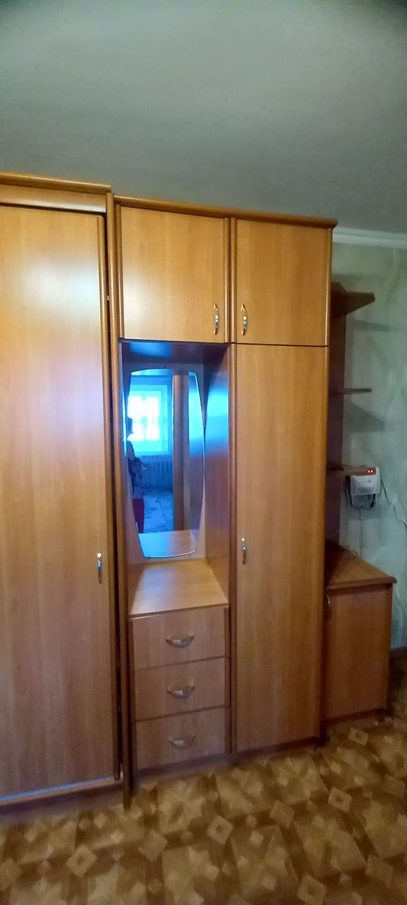 Прихожая продается срочно