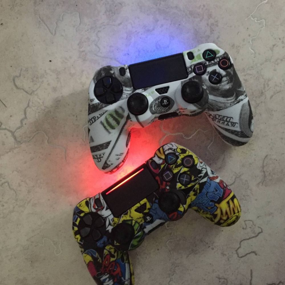 Продаю ps4