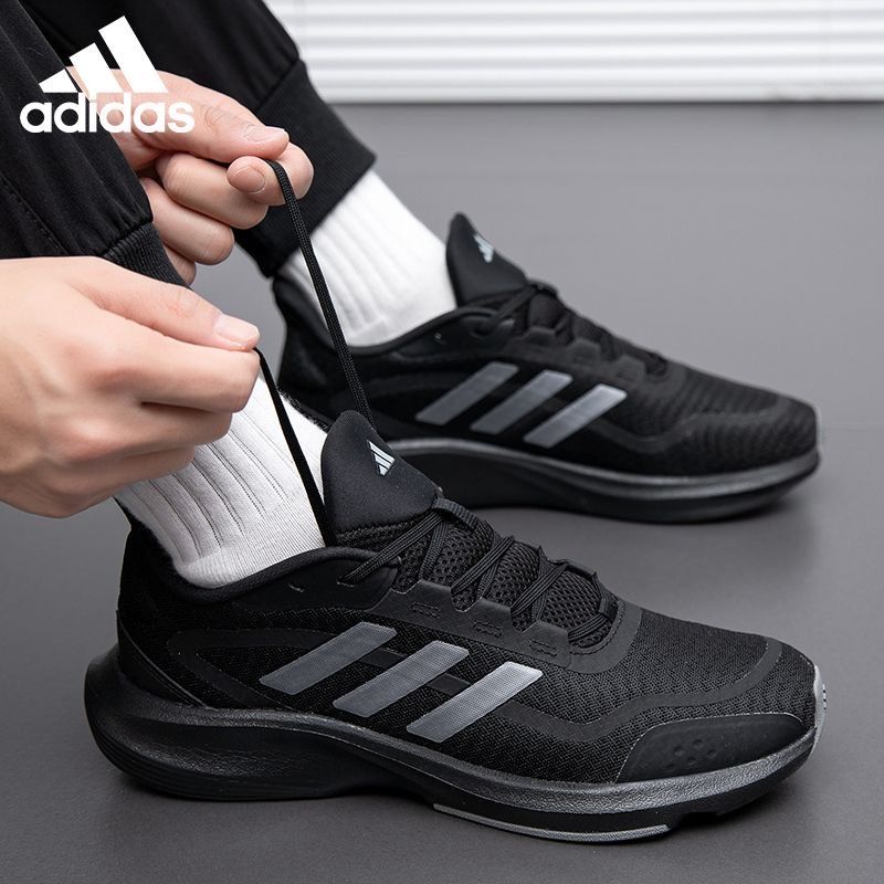 Продам кроссовки Adidas