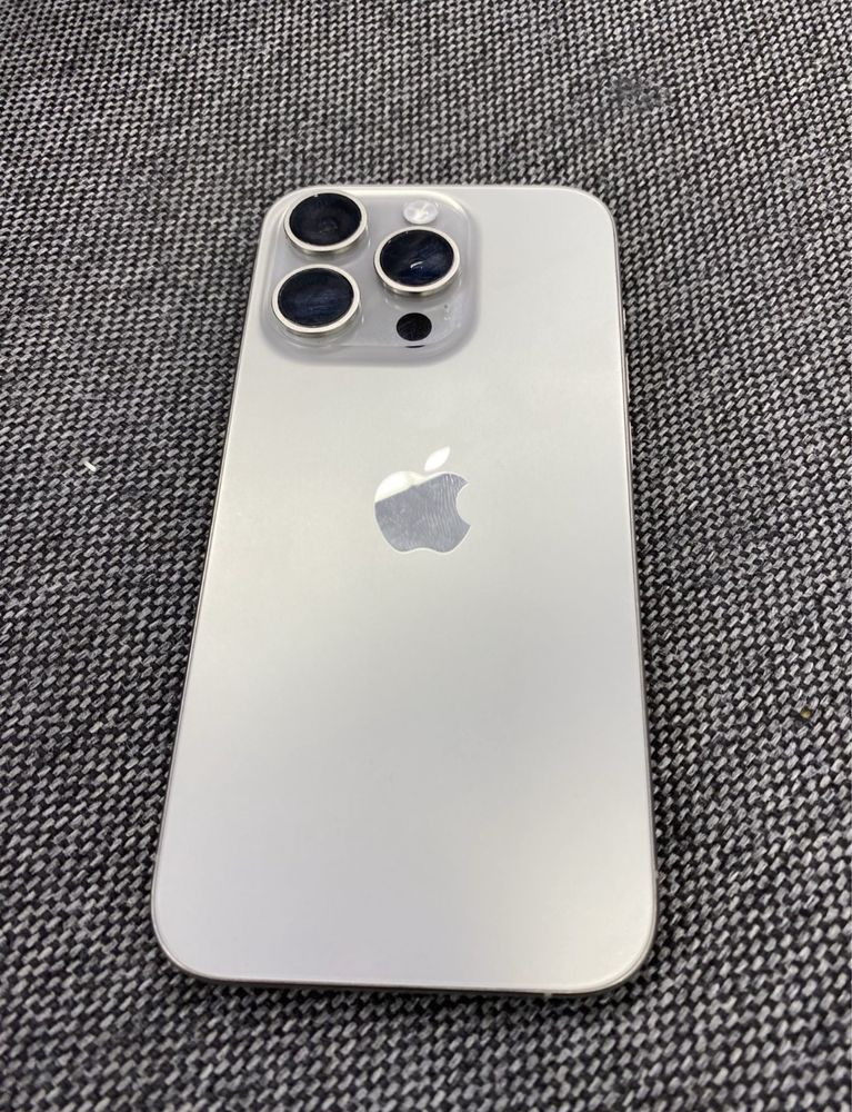 Iphone 15 pro 256gb