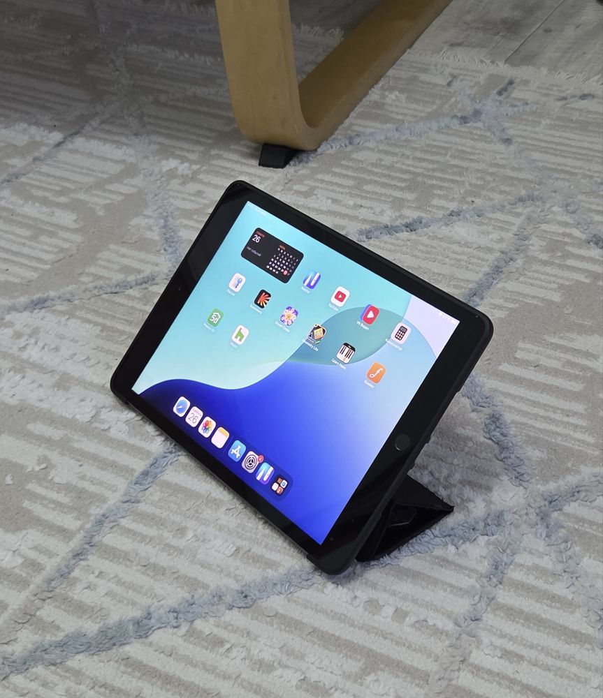 Планшет айпад ipad Ipad 7 в хорошем состоянии